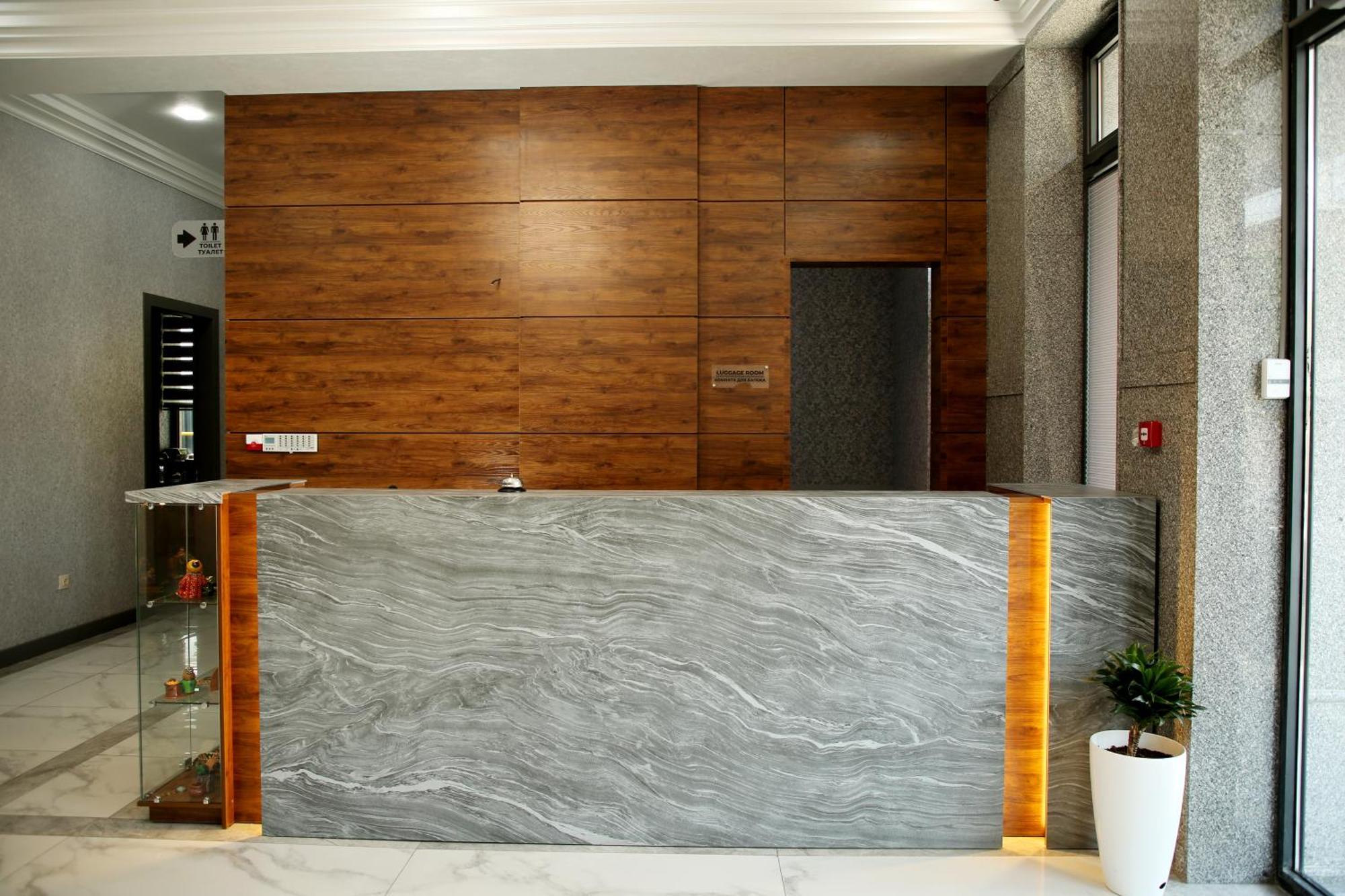 Parklane Hotel Tashkent Exterior photo