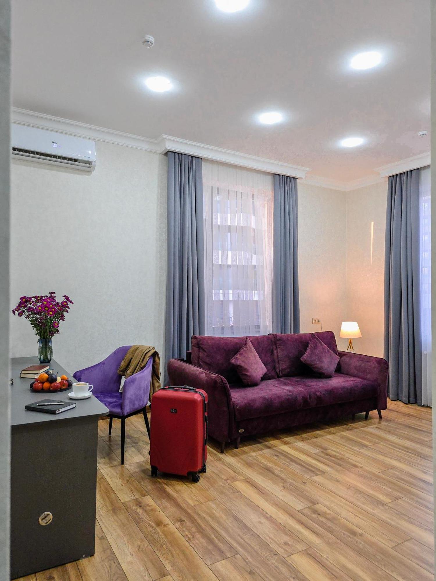 Parklane Hotel Tashkent Exterior photo